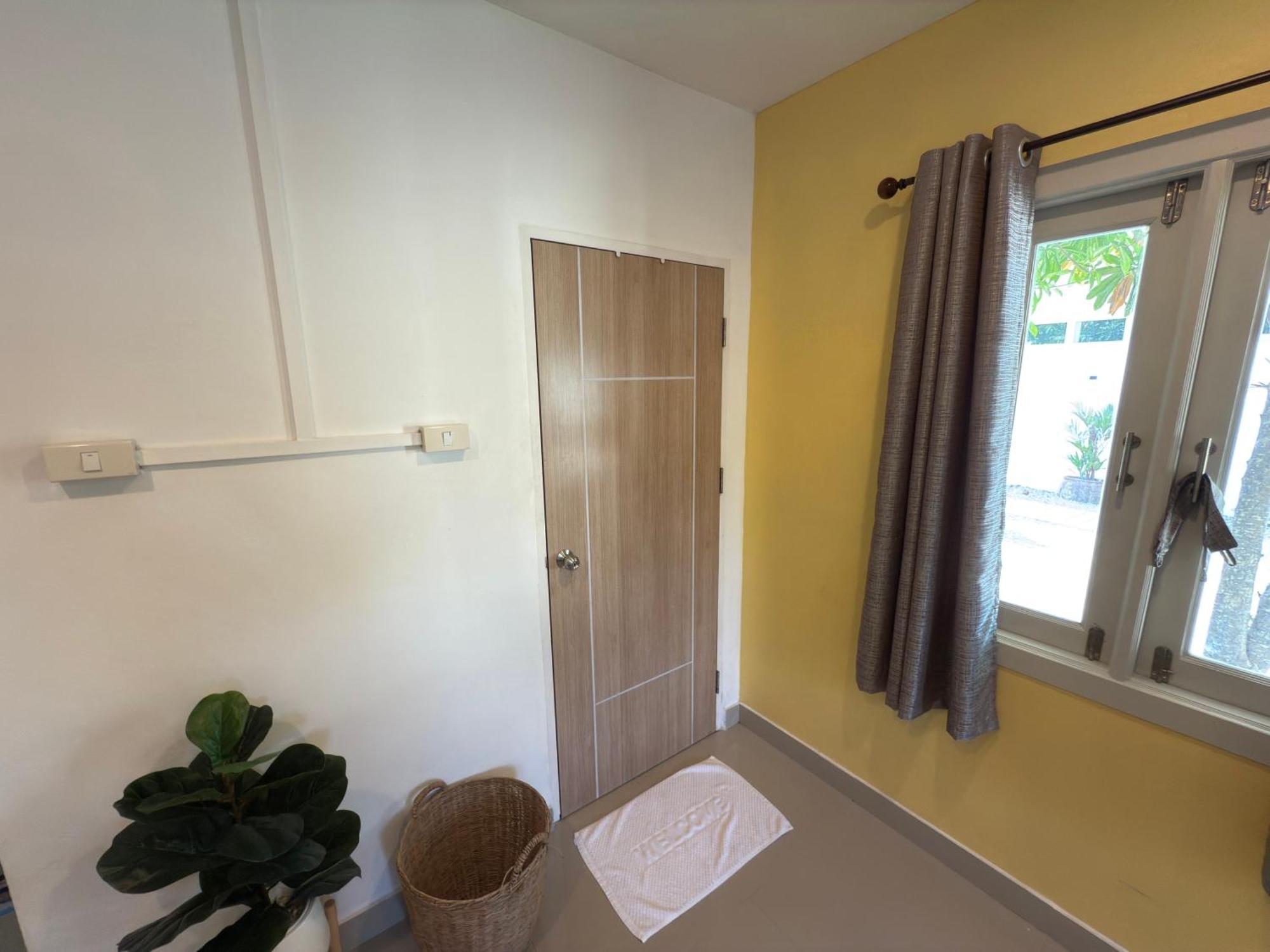 Mem Homestay Чумфон Екстериор снимка