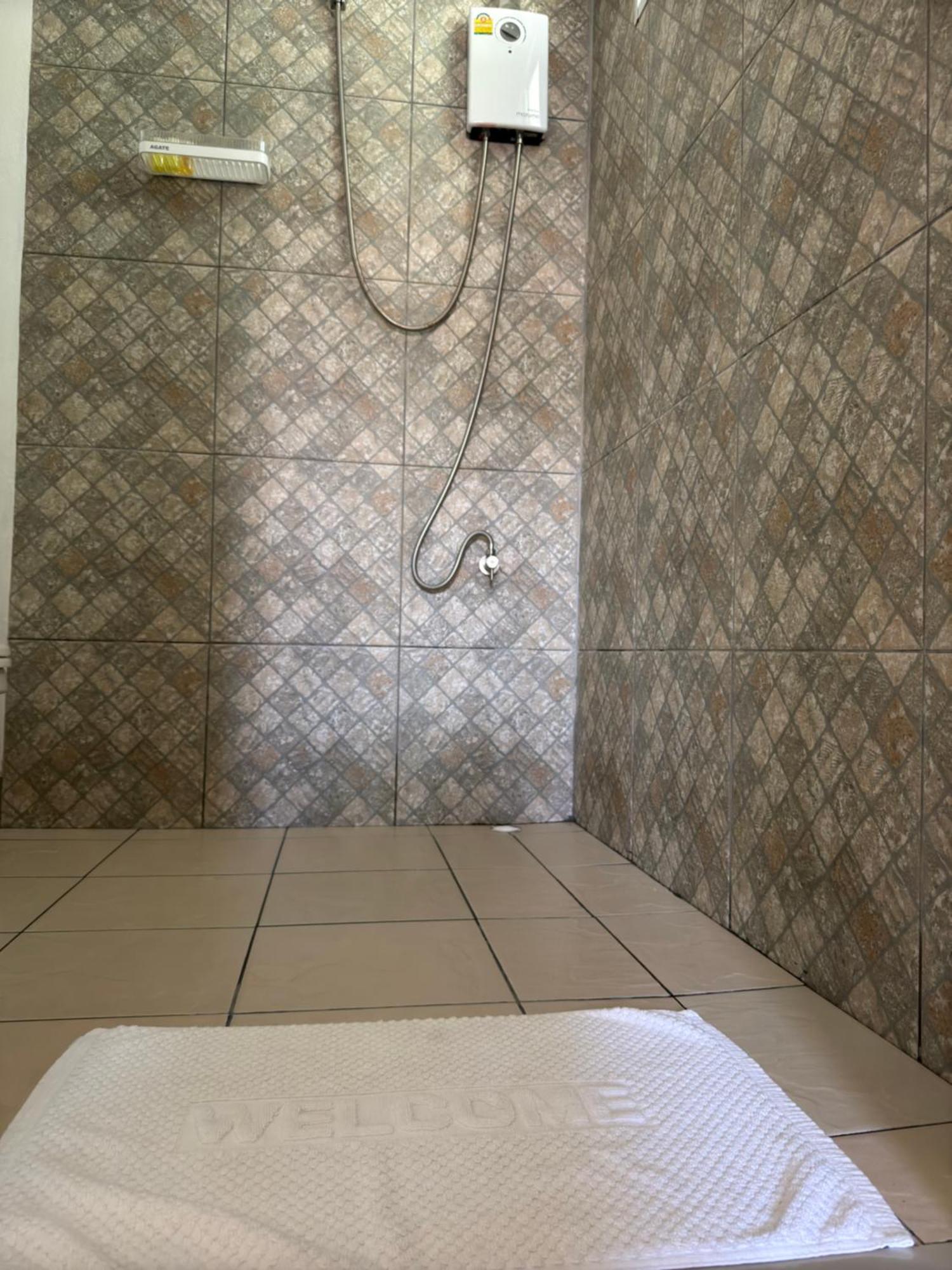 Mem Homestay Чумфон Стая снимка