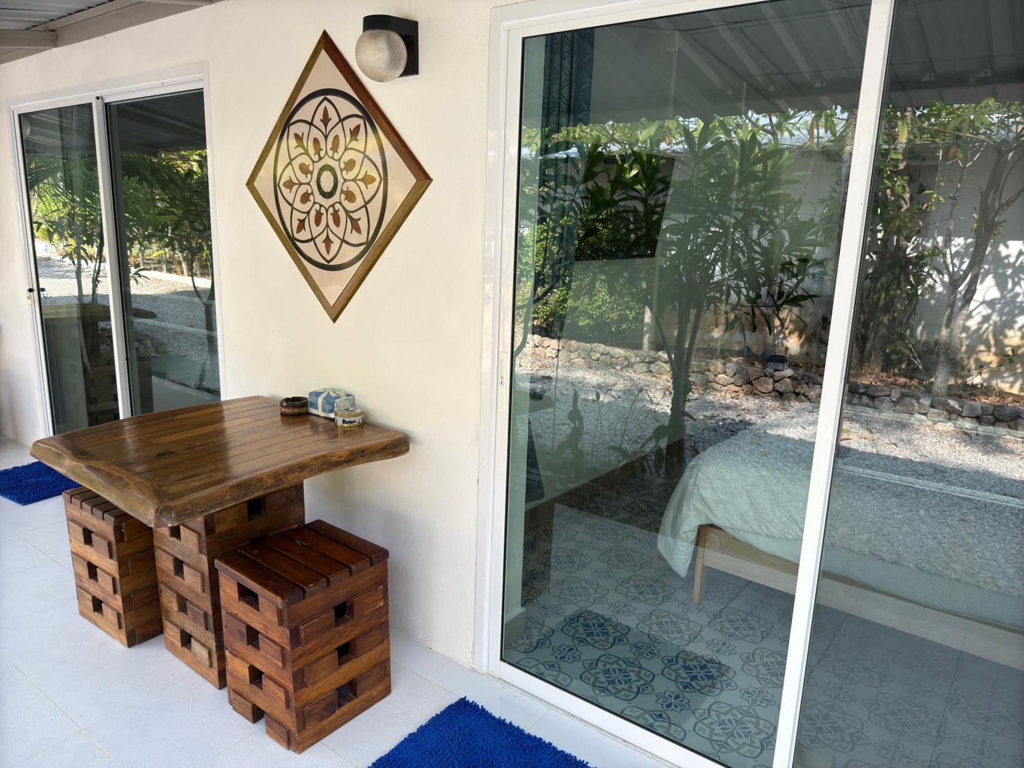 Mem Homestay Чумфон Екстериор снимка